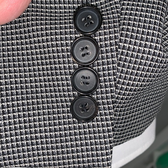 Hugo Boss Halsey2 size 42L US. 58% Wool, 32% Cotton. EUC - Picture 8 of 17